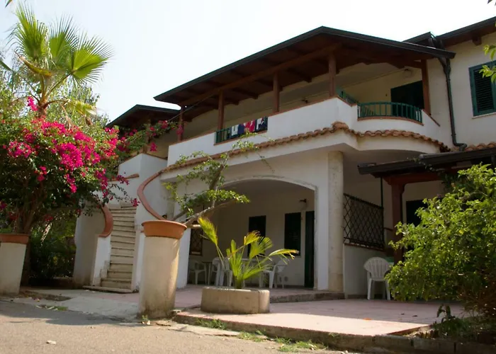 Baia Di ザンブローネ