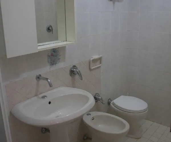 Aparthotel Baia Di 3*