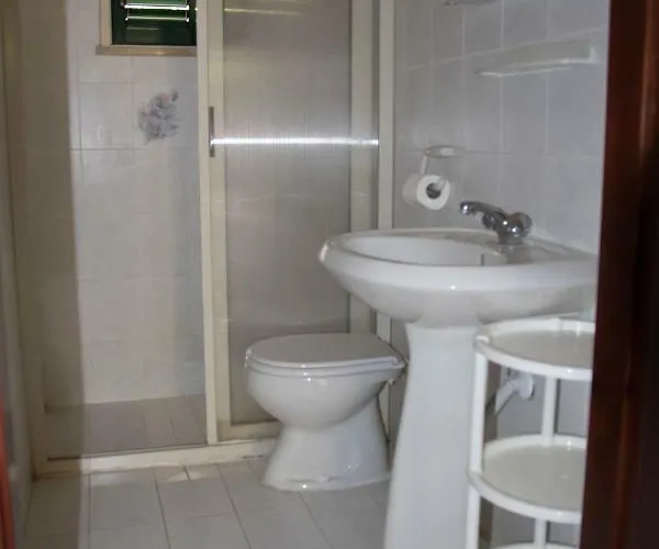 Baia Di Aparthotel Zambrone